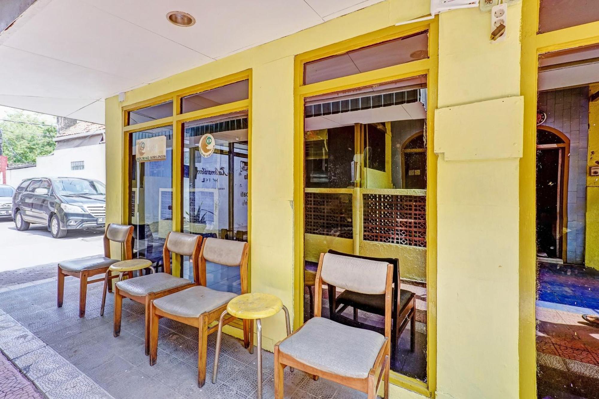 Hotel Kalimantan Surabaja Zewnętrze zdjęcie